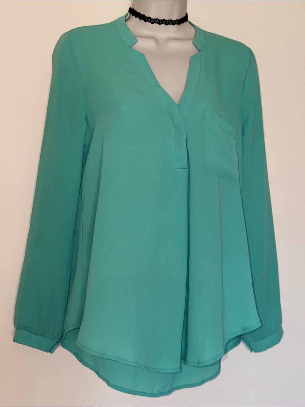 Women's Mint Green V-Neck Long Sleeve Blouse - Picture 14 of 16